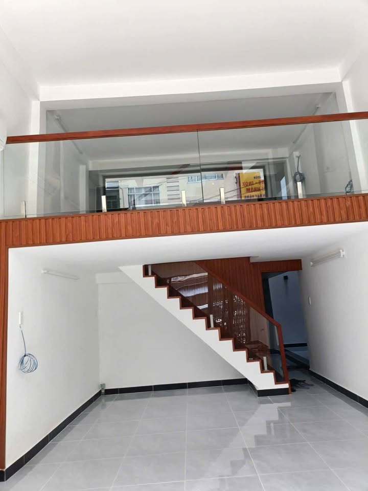 Nhà nguyên căn mặt tiền đường Thống Nhất Nha Trang 70m² - Cho thuê ưu tiên gia đình kinh doanh!
