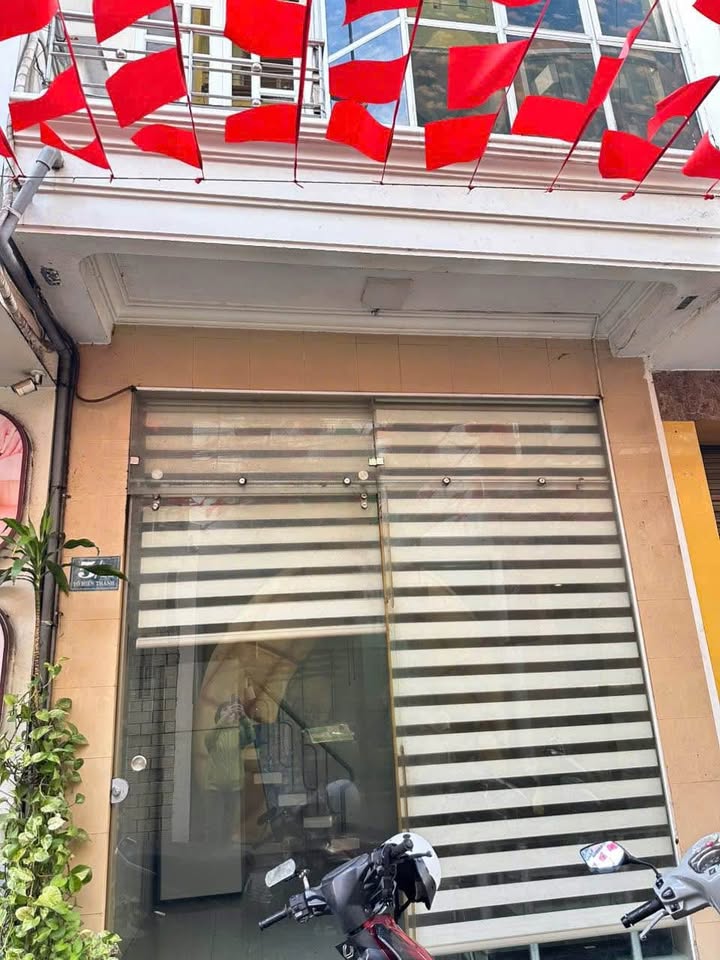 Nhà hẻm ô tô đường Tô Hiến Thành, Tân Lập, Nha Trang 16,4m² giá 4,5 tỷ - Sổ đỏ chính chủ!