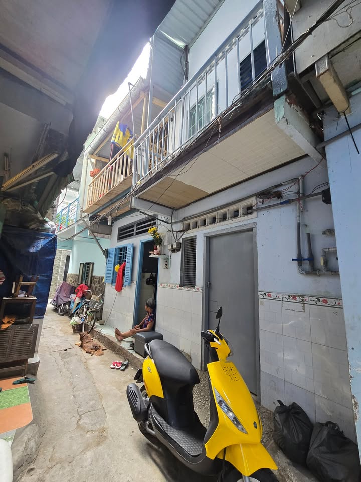 Nhà nguyên căn Bùi Đình Túy, Bình Thạnh 6 người - Giá chỉ 3.3 triệu/tháng