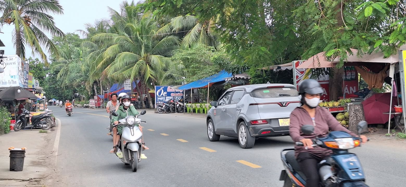 Nhà nghỉ 12 phòng tại Bình Chánh 240m² giá 12 triệu - Hoạt động kinh doanh ổn định!