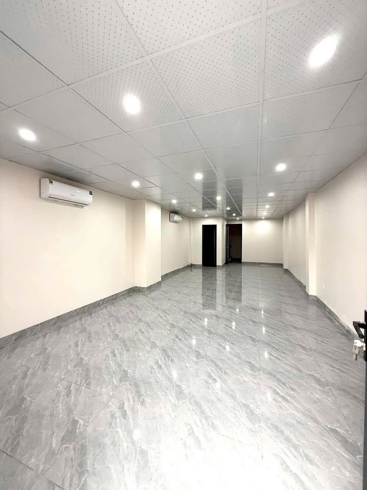 Cho thuê văn phòng tại Đức Diễn, Bắc Từ Liêm 56m² - Không thể bỏ lỡ!