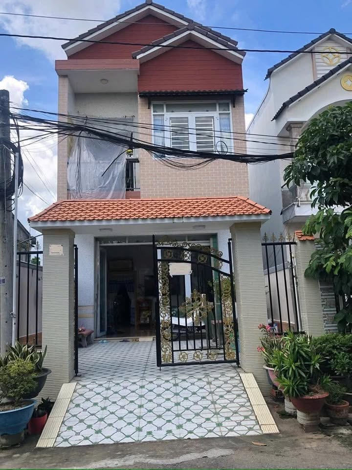 Nhà bán Tân Phú Đông - 84m² giá 2.2 tỷ - Phong thủy tốt, sổ hồng đầy đủ!