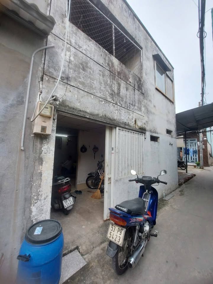 Nhà cho thuê tại xã Thới Tam Thôn, Hóc Môn 30m² giá 3 triệu - Nhà trống suốt, vào ở ngay!