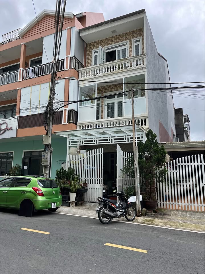 Nhà phố Phan Đình Phùng, Đà Lạt 88m² giá 12.8 tỷ - Chỉ việc dọn vào ở!