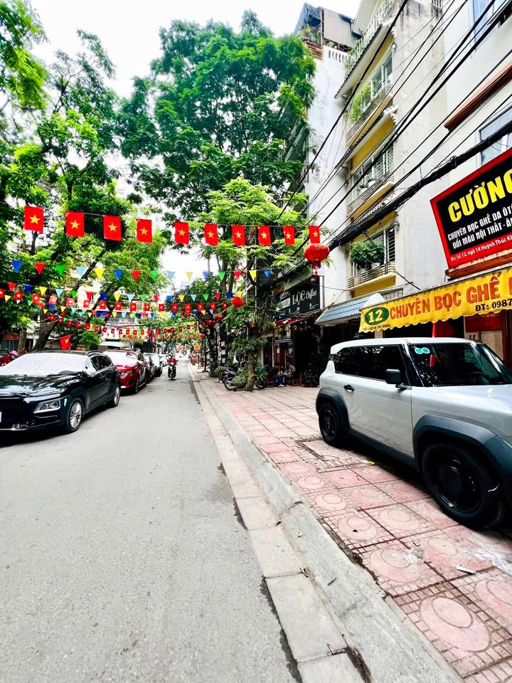 Nhà phố Huỳnh Thúc Kháng 71m² giá 28 tỷ - Kinh doanh đỉnh cao!