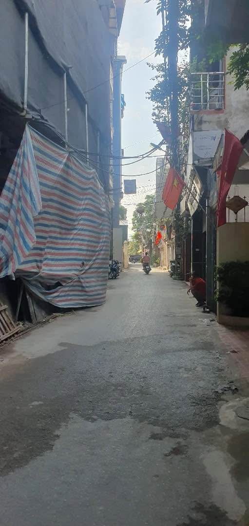 Bán FrontHouse Ngọa Long Bắc Từ Liêm 208m² giá 68 tỷ - Dòng tiền ổn định!