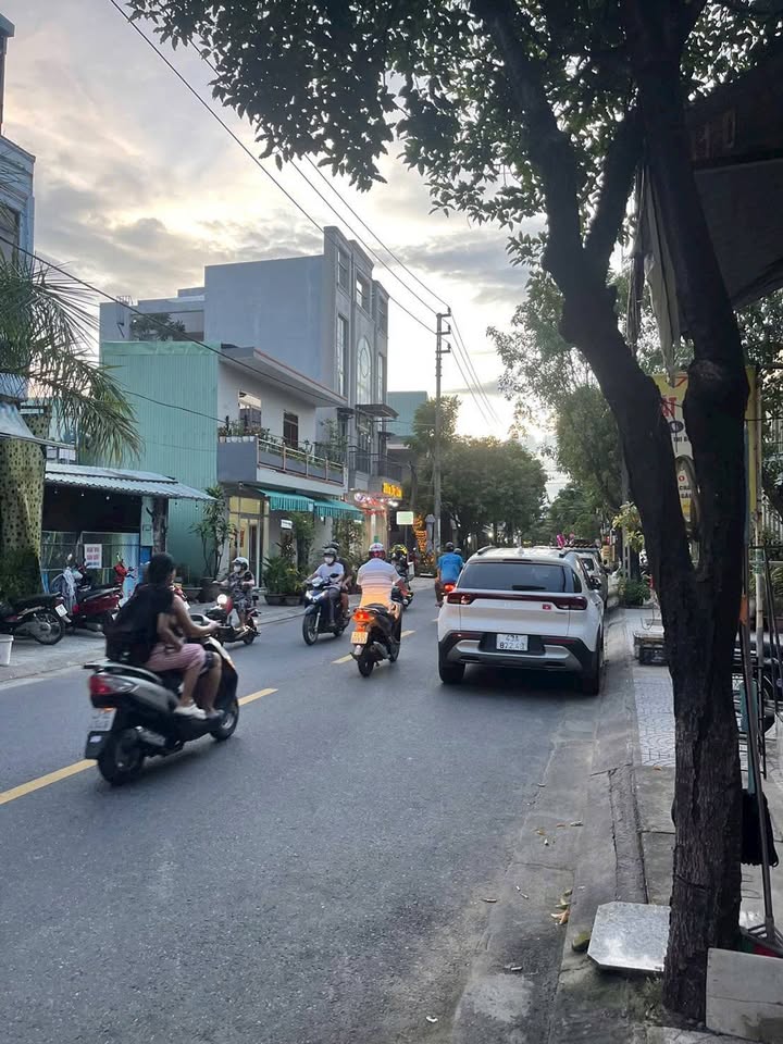 Mặt tiền kinh doanh Thái Thị Bôi Đà Nẵng 122m² giá 10.8 tỷ - Cơ hội đầu tư sinh lời!