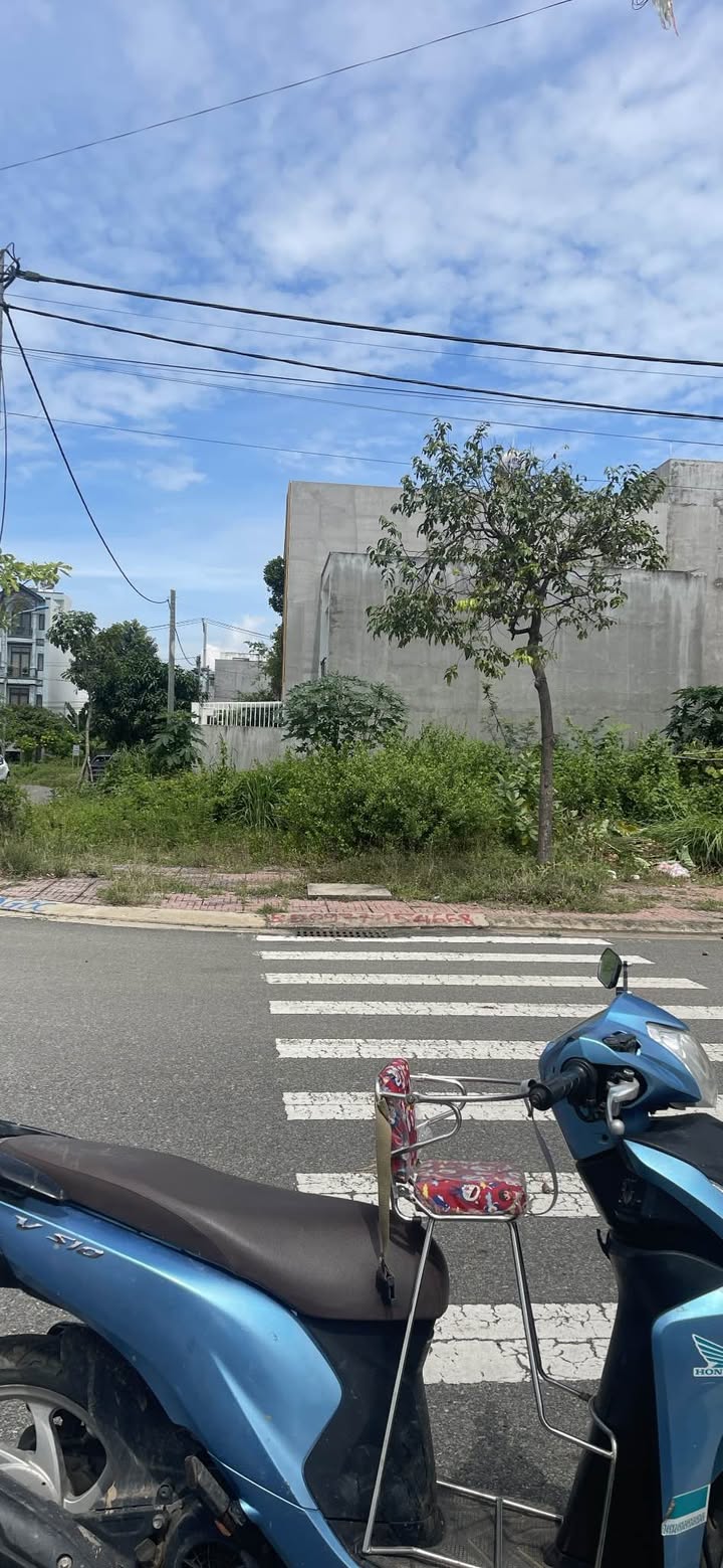 Đất nền góc khu TĐC 1,65Ha, P. Rạch Dừa, Vũng Tàu, 77m² - Giá 7.6 tỷ, thương lượng tốt!