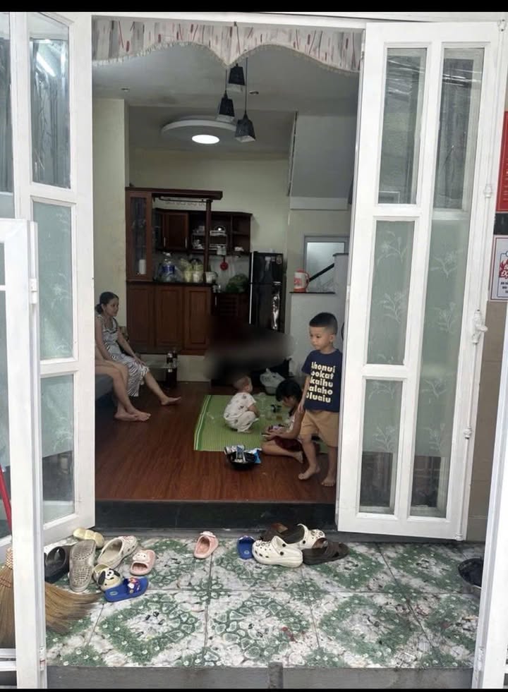 Nhà cho thuê tại Trưng Nữ Vương, Hải Châu - 4PN, 3WC, đầy đủ nội thất chỉ 11 triệu