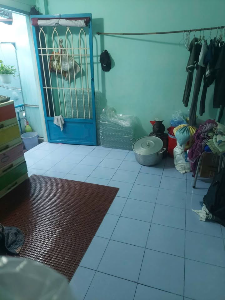 Nhà bán Mễ Cốc, quận 8, 12m² giá 880 triệu - Vị trí an ninh, thuận tiện!