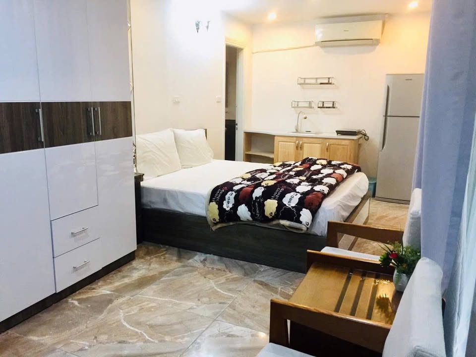 Cho thuê phòng Studio tại ngõ 690 Lạc Long Quân, Tây Hồ 25m² giá 4.5 triệu - Không gian sống lý tưởng!