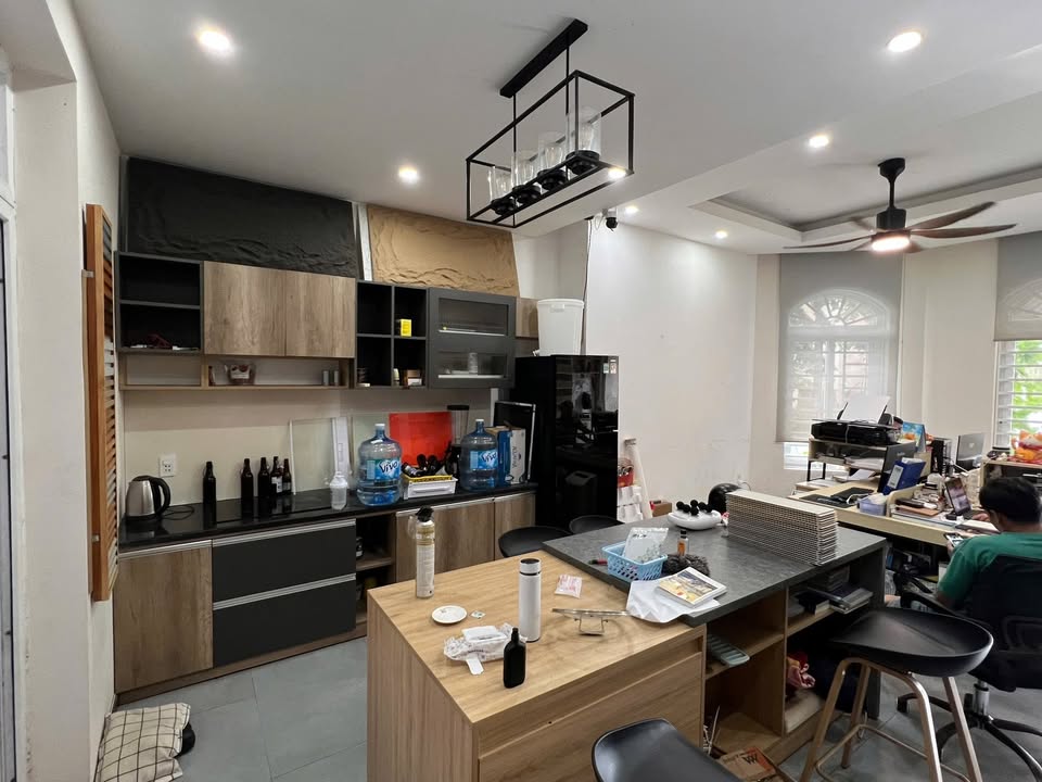 Căn hộ cho thuê 2 mặt tiền 1 lầu tại KĐT Cao Cấp Tây Sông Hậu - Giá chỉ 7 triệu/tháng!