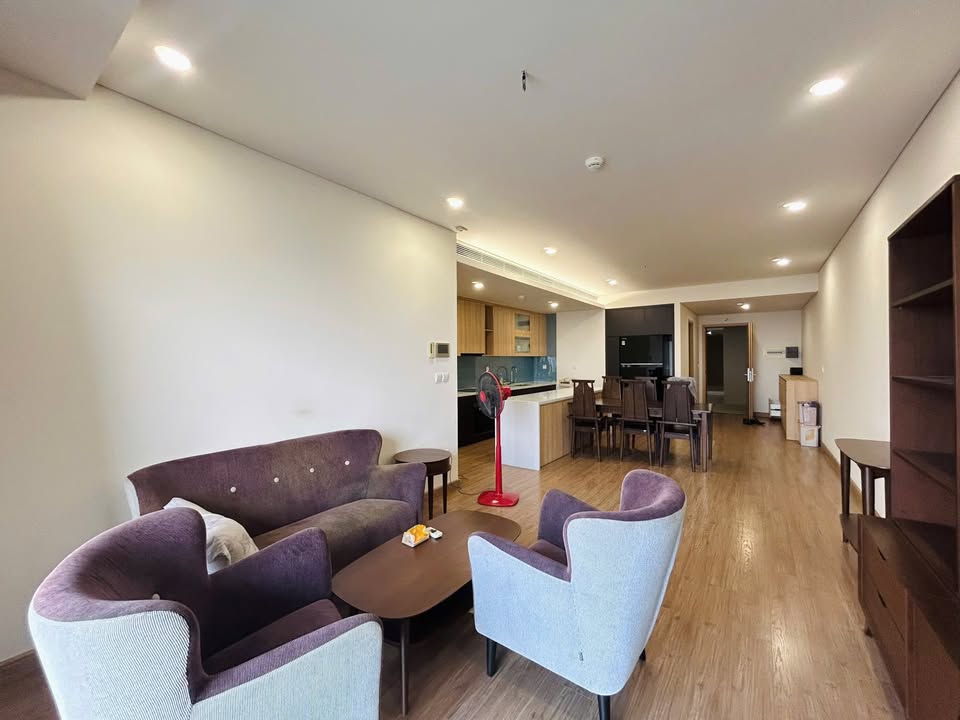 Căn hộ Skypark Residence Cầu Giấy 128.6m² giá 17.6 tỷ - View hồ Skylake tuyệt đẹp!