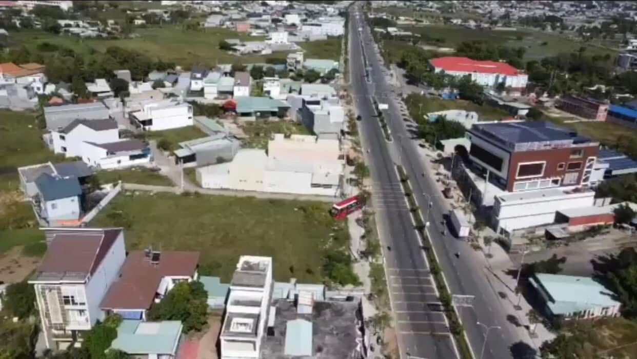 Đất mặt tiền đường Nguyễn Tất Thành, Long Hải 2740m² giá 55 tỷ - Cơ hội đầu tư sinh lời!