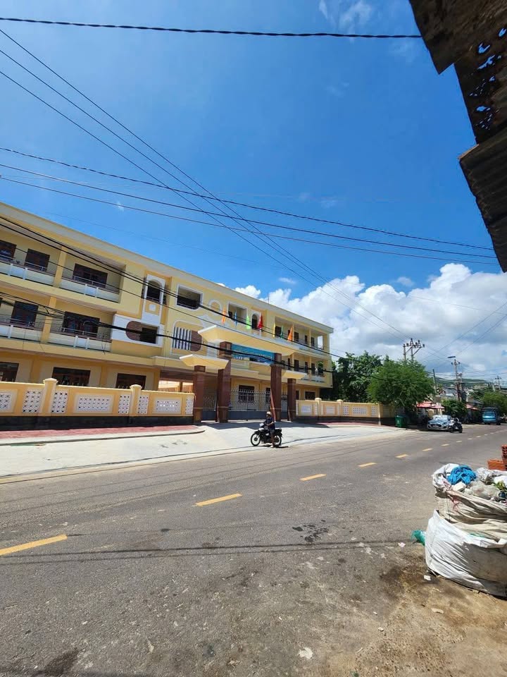 Nhà riêng hẻm 218/5 Bạch Đằng 57m² giá 1.75 tỷ - Không gian sống thoáng đãng!