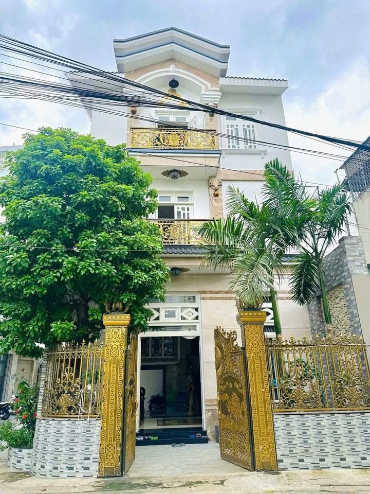 Biệt thự góc 2 mặt tiền đường số 11, quận Bình Tân, 98.8m² - Giá chỉ 12.5 tỷ thương lượng!