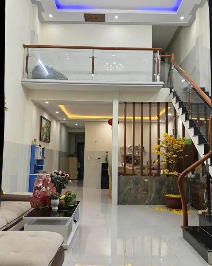 Nhà hẻm 154 đường Hà Giang, Bảo Lộc 100m² giá 2.65 tỷ - Sẵn sàng vào ở ngay!