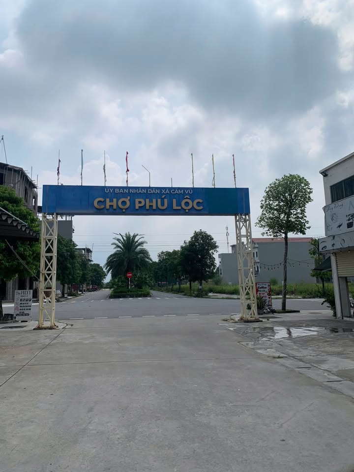 Cần bán kiốt 2 tầng chợ Phú Lộc Cẩm Giàng 50m² giá 1.65 tỷ - Đầu tư sinh lời ngay!