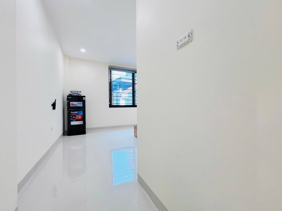 Phòng cho thuê 168 Kim Giang 27m² giá 4.5 triệu - Nội thất đầy đủ, thang máy