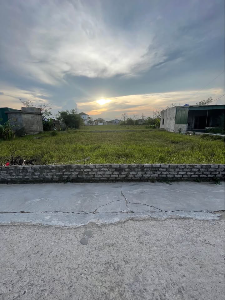 Đất nền khu phố Quán Hành, Nghi Lộc 140m² giá 1 tỷ - Đầu tư sinh lời tiềm năng!