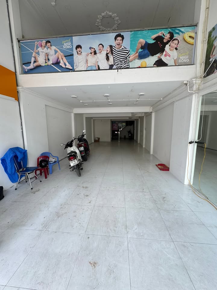 Cho thuê mặt bằng Lê Duẩn Đà Nẵng 90m² giá 80 triệu - Vị trí đắc địa cho kinh doanh!