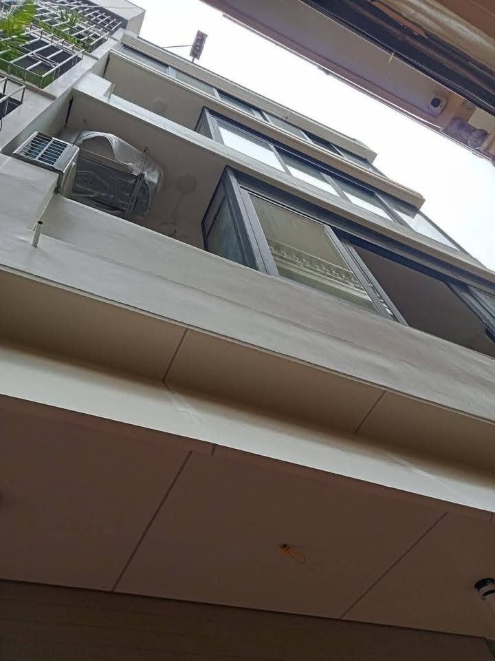 FrontHouse Hàng Bông Hoàn Kiếm 50m² giá 17 tỷ - Nhà đẹp, an ninh tuyệt đối!