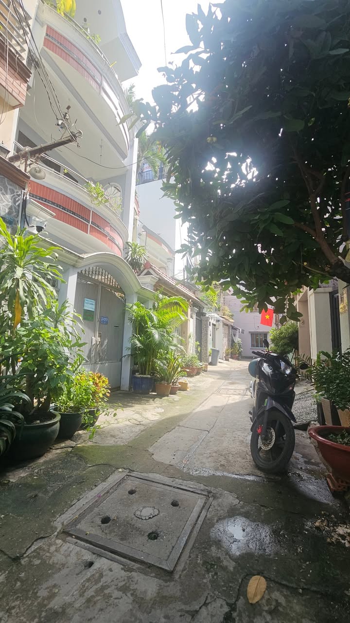 Nhà hẻm xe hơi Bùi Đình Túy 6m, 3 tầng - Chỉ 13 tỷ!