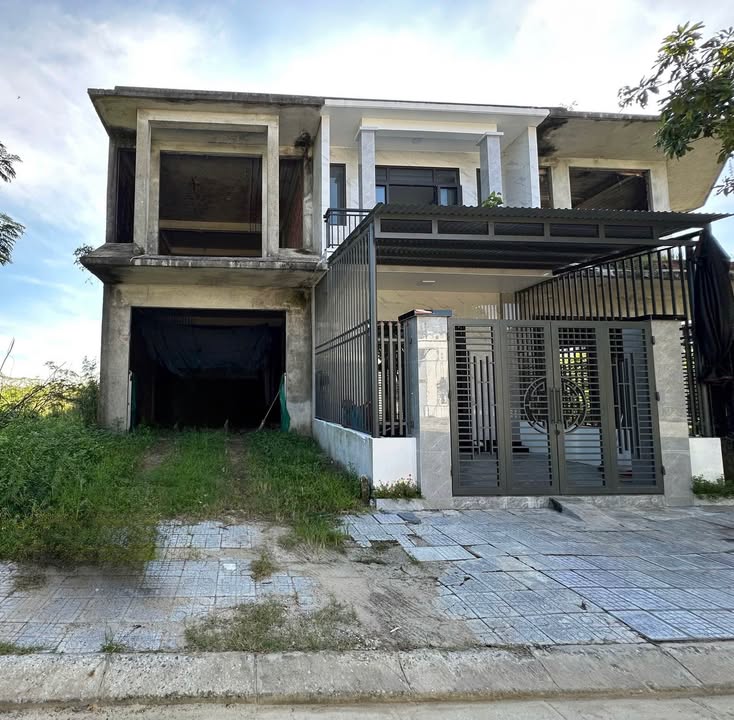 Nhà thô 2 tầng KĐT Phú Mỹ Thượng, Phú Mỹ, Huế 105m² giá 2.8 tỷ - Vị trí đắc địa, an cư lý tưởng!