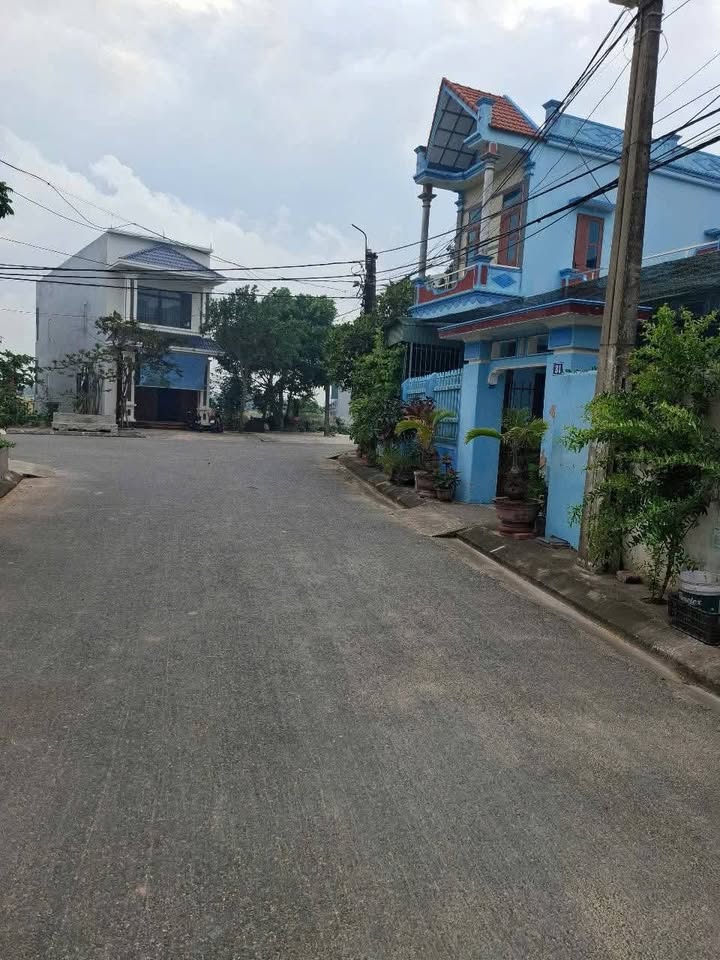 Nhà đẹp Kiến Xương Thái Bình 99m² - Kinh doanh thuận lợi