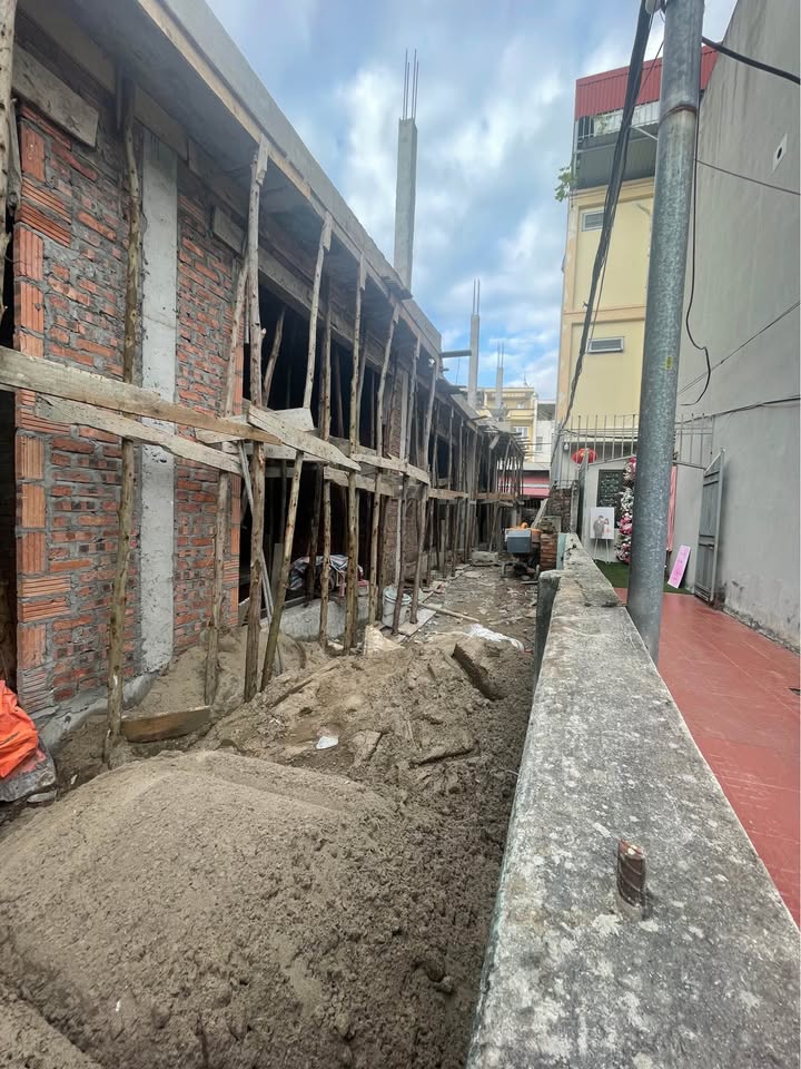 Nhà 3 tầng chính chủ tại Đông Khê, Hải Phòng - Diện tích 43m² giá 3.3 tỷ, pháp lý rõ ràng!