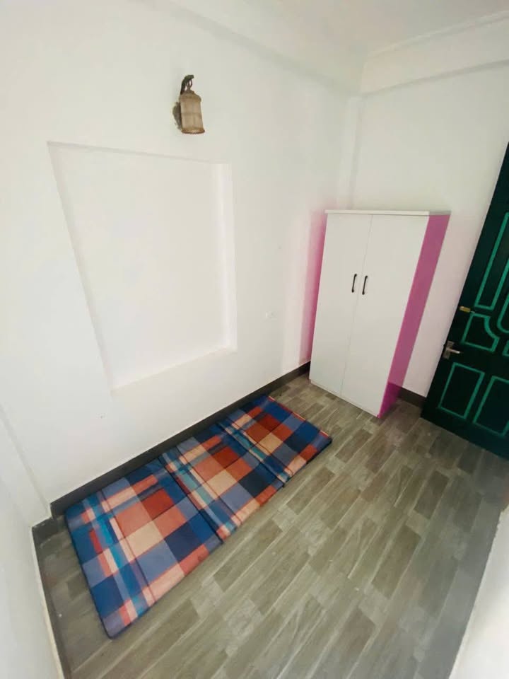 Nhà cho thuê 4 tầng đường Phạm Văn Đồng, Bắc Từ Liêm 40m² - Nội thất đầy đủ, giá chỉ 14 triệu/tháng!