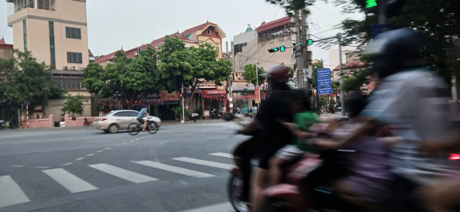 Đất Thượng Thanh Long Biên 60m² giá 15 tỷ - Tiềm năng đầu tư lớn!