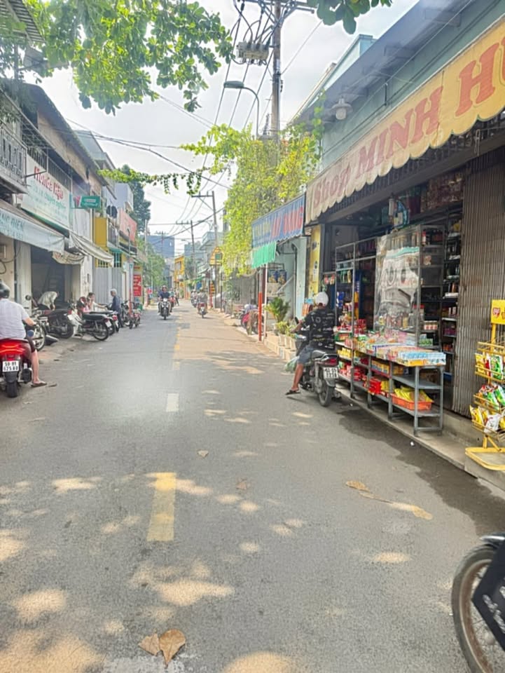 Đất nền hẻm ÔTÔ phường Bình Trưng Đông, quận 2, diện tích 61m² - Giá 5.2 tỷ, đầu tư sinh lời!