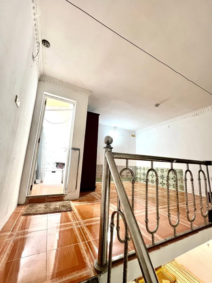 Nhà cấp 4 Định Công cho thuê 3.3 triệu - Vào ở ngay, đầy đủ tiện nghi!