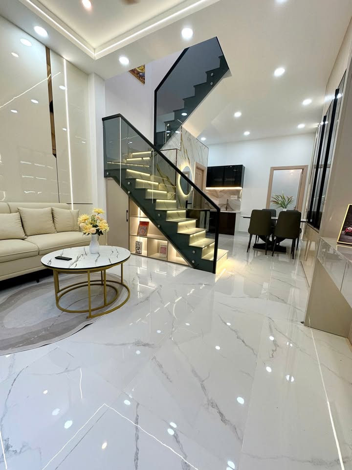 Nhà phố Gò Vấp 40m² giá 4 tỷ - Nhà mới hoàn thiện, vào ở ngay!