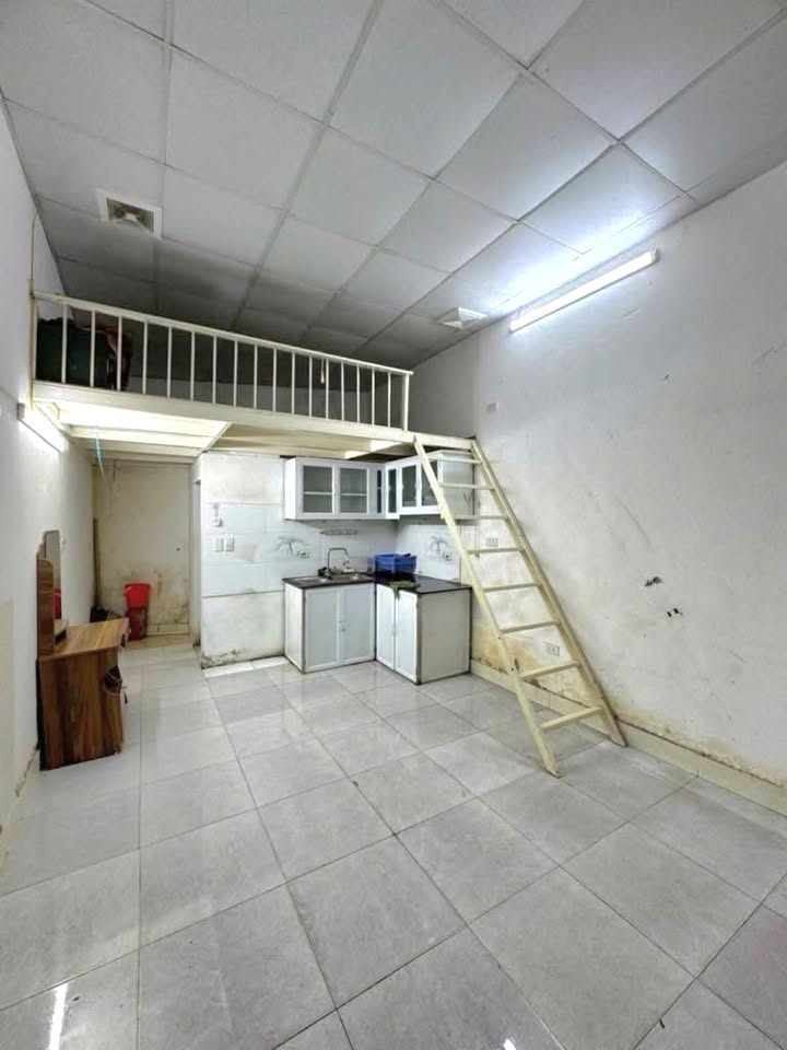 Nhà đẹp Nghi Tàm Tây Hồ 27m² giá 1.75 tỷ - Gần ô tô dễ dàng di chuyển!