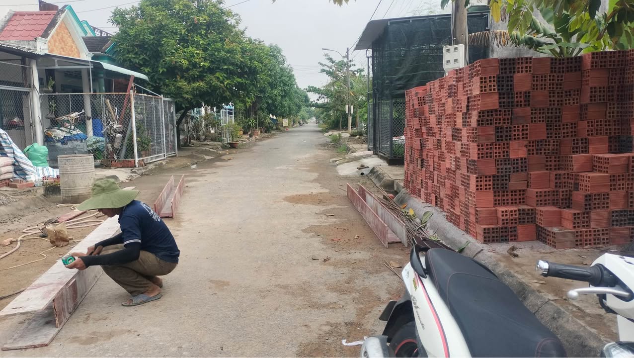 Đất nền góc đẹp 2 mặt tiền Lộc Hòa, Vĩnh Long 150.8m² chỉ 940 triệu - Cơ hội đầu tư hấp dẫn!