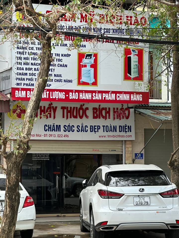 Nhà chính chủ mặt đường Đặng Thai Mai 99.8m² - Vị trí đẹp, kinh doanh thuận lợi!