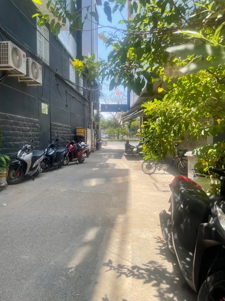 Nhà 3 tầng Bình Thạnh 193m² giá 27 tỷ - Hẻm xe hơi quay đầu, ngang 8m!