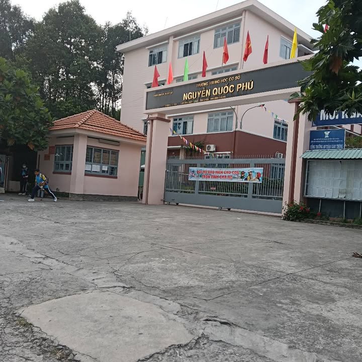 Nhà cấp 4 mặt tiền đường DH404, Tân Vĩnh Hiệp, 166m² giá 5 tỷ - Đầu tư sinh lời ngay!