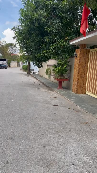 Đất nền Quán Bàu 104m² giá 4.5 tỷ - Vị trí đắc địa, giao thông thuận lợi!