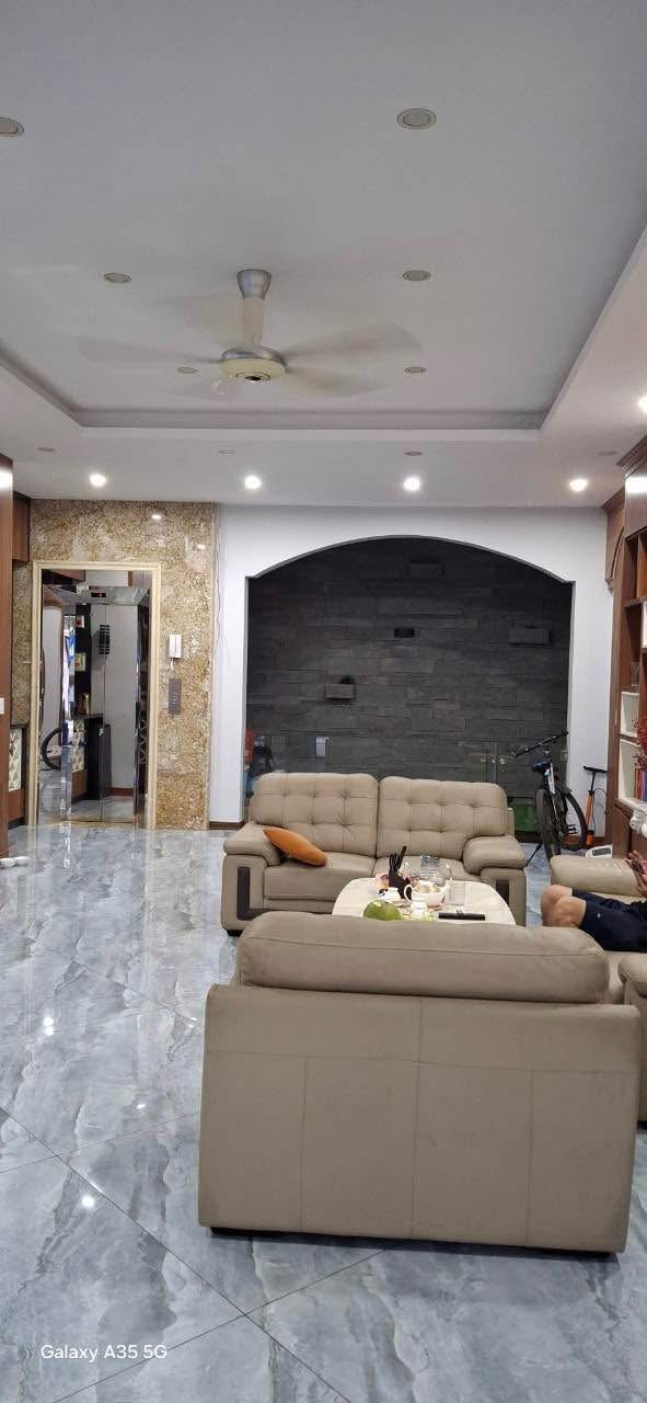 Shophouse VinCom Cẩm Phả 75m² giá 6 tỷ - Đầu tư sinh lời ngay!