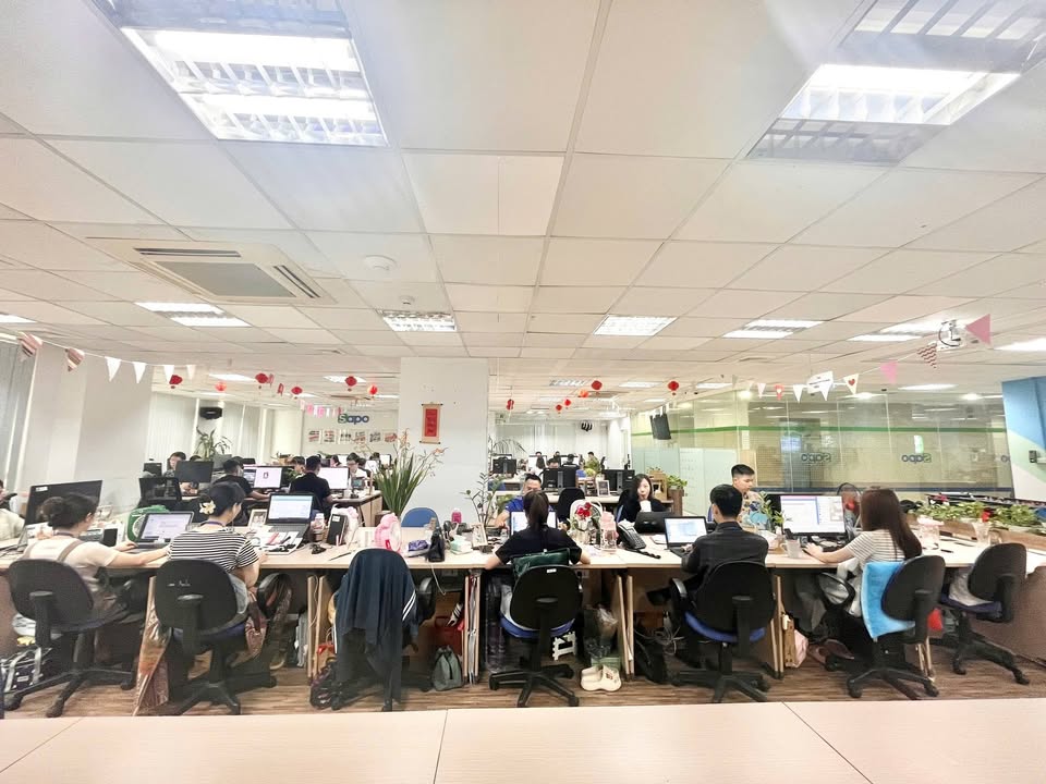 Cho thuê văn phòng Trần Duy Hưng Cầu Giấy 400m² giá 58 triệu - Thiết kế hiện đại, đầy đủ tiện nghi!