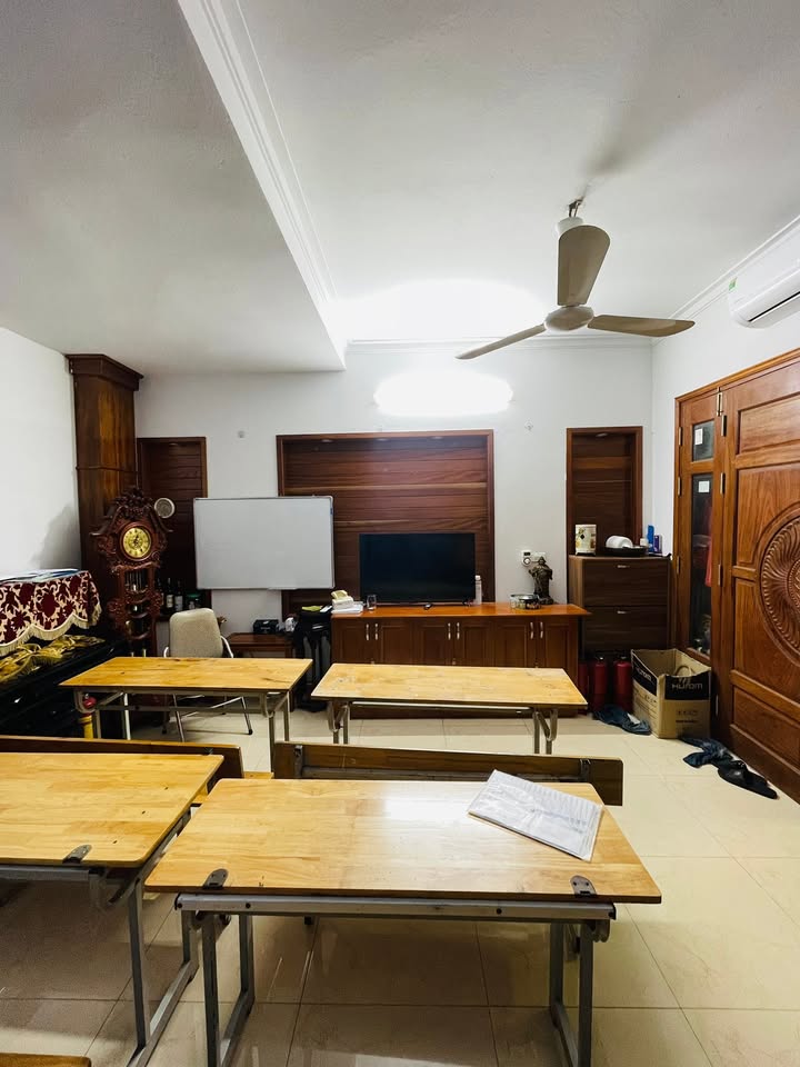 Nhà đẹp Tứ Liên Tây Hồ 42m² giá 4 tỷ - Sẵn sàng vào ở ngay!