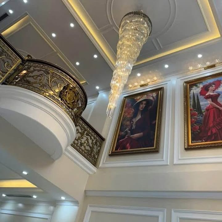 FrontHouse Cầu Giấy 81m² giá 20 tỷ - Kinh doanh đỉnh cao, sẵn sàng vào ở!