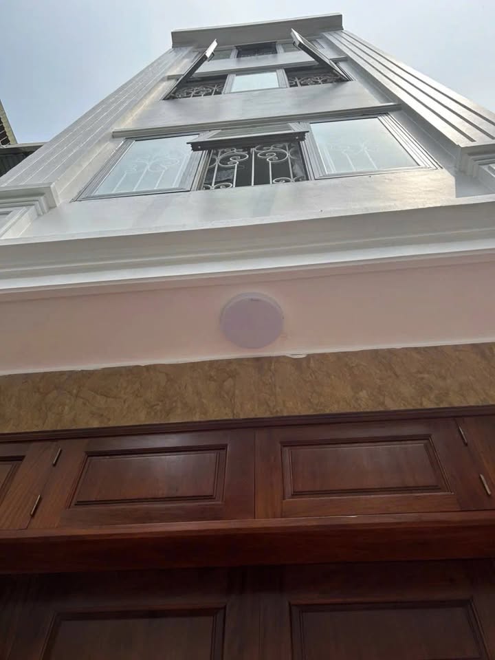 Bán nhà Tứ Liên, Tây Hồ, 44.7m² giá 10.5 tỷ - Thiết kế hiện đại, đầy đủ nội thất!