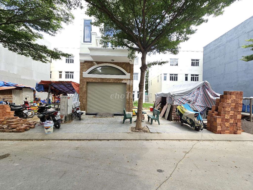 Đất đẹp khu đô thị iCon Central phường Tân Đông Hiệp Dĩ An 60m² giá 3.28 tỷ - Sổ hồng riêng, thổ cư 100%!