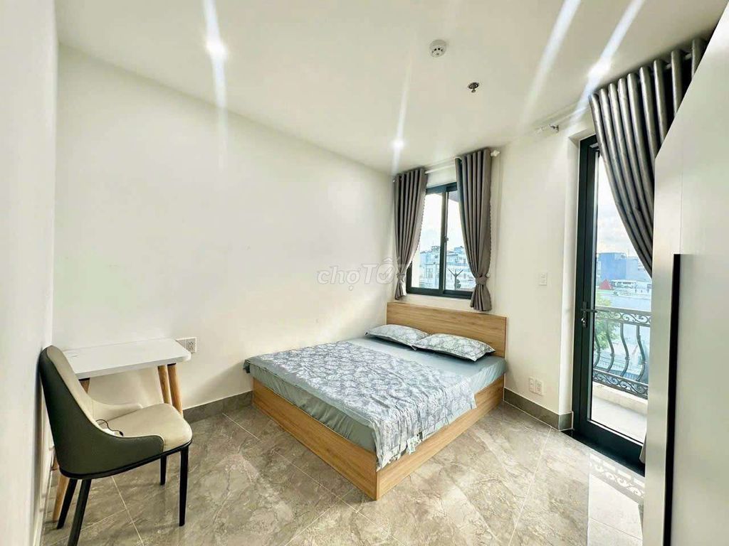 Căn hộ full nội thất Quận 10 gần UEH 40m² giá 7.5 triệu - Sẵn sàng vào ở ngay!