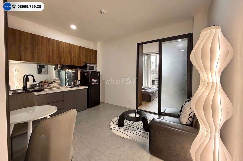 Căn hộ dịch vụ 40m² đường Lý Chính Thắng, Quận 3 giá 12.5 triệu - Sẵn sàng vào ở!