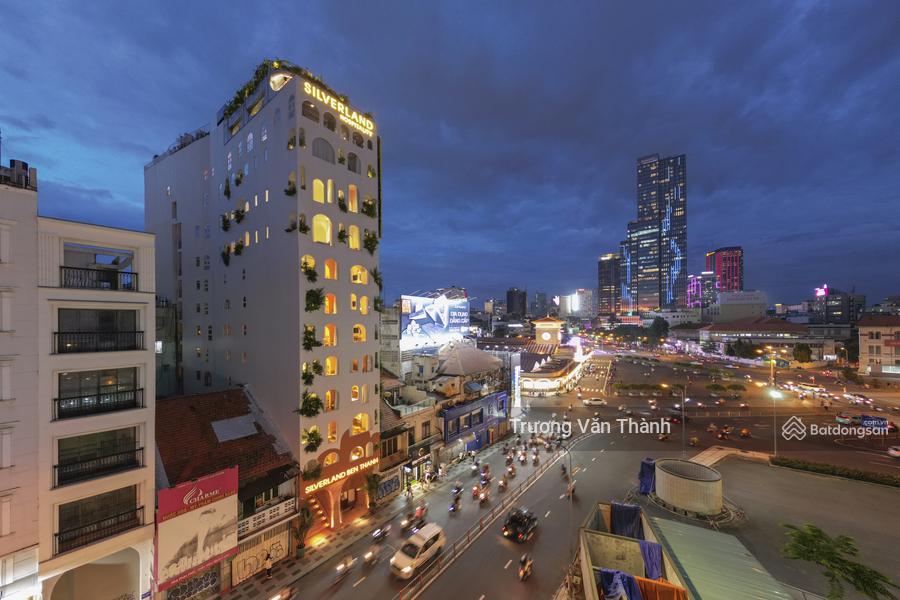 Cho thuê tòa nhà khách sạn 4 sao 14 tầng mặt tiền chợ Bến Thành - Cơ hội đầu tư hiếm có!